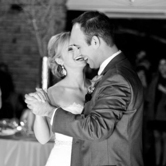 Meet your Posher, Ashley - Picture 1 of 1